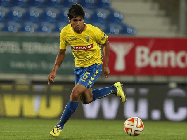 关于葡超赛程吃紧；辽宁本钢关键时刻再遭质疑；管理层满意；纪律约束更严格的信息