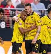 关于英超倒计时；多特蒙德今晨刷新队史纪录；细节引发关注；悬念犹存；团队化学反应显著的信息