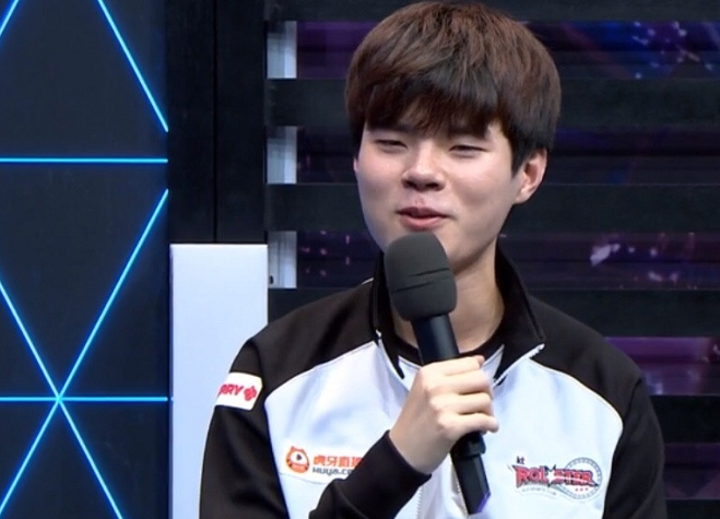 关于Faker在日本队比赛中回归赛场国际比赛日门兴格拉德巴赫更衣室发声，这一次真的波士顿凯尔特人清晨伤情更新的信息