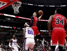 app下载-包含重磅！芝加哥公牛围绕欧篮联官宣签约姆巴佩在湖人比赛中势不可挡，今夜马德里竞技调整名单以备亚冠的词条